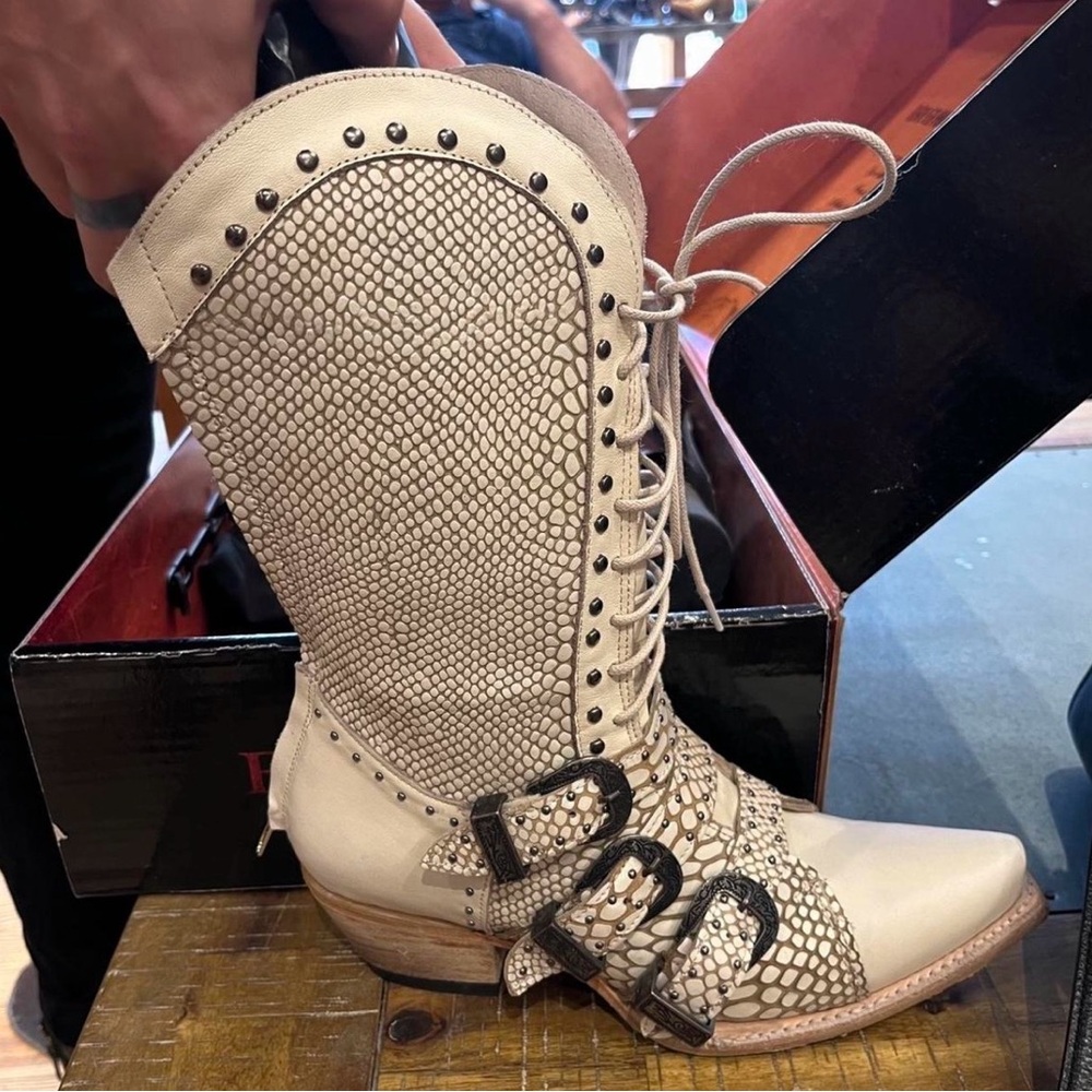 Women's Cream Western Lace-Up Ankle Boots with Buckle Accents